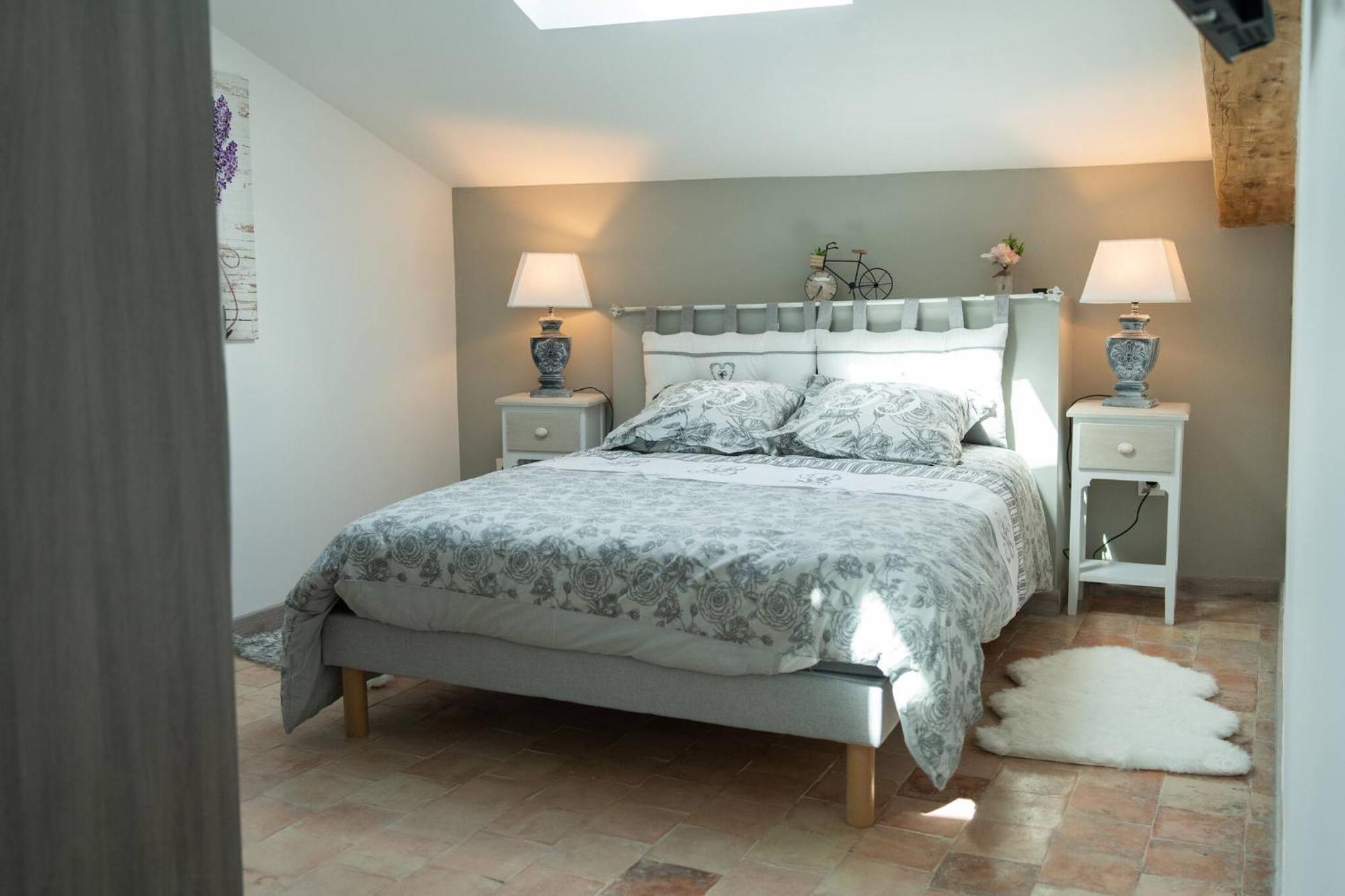 Le Lavandin Classe 3 Etoiles Riez Ngoại thất bức ảnh
